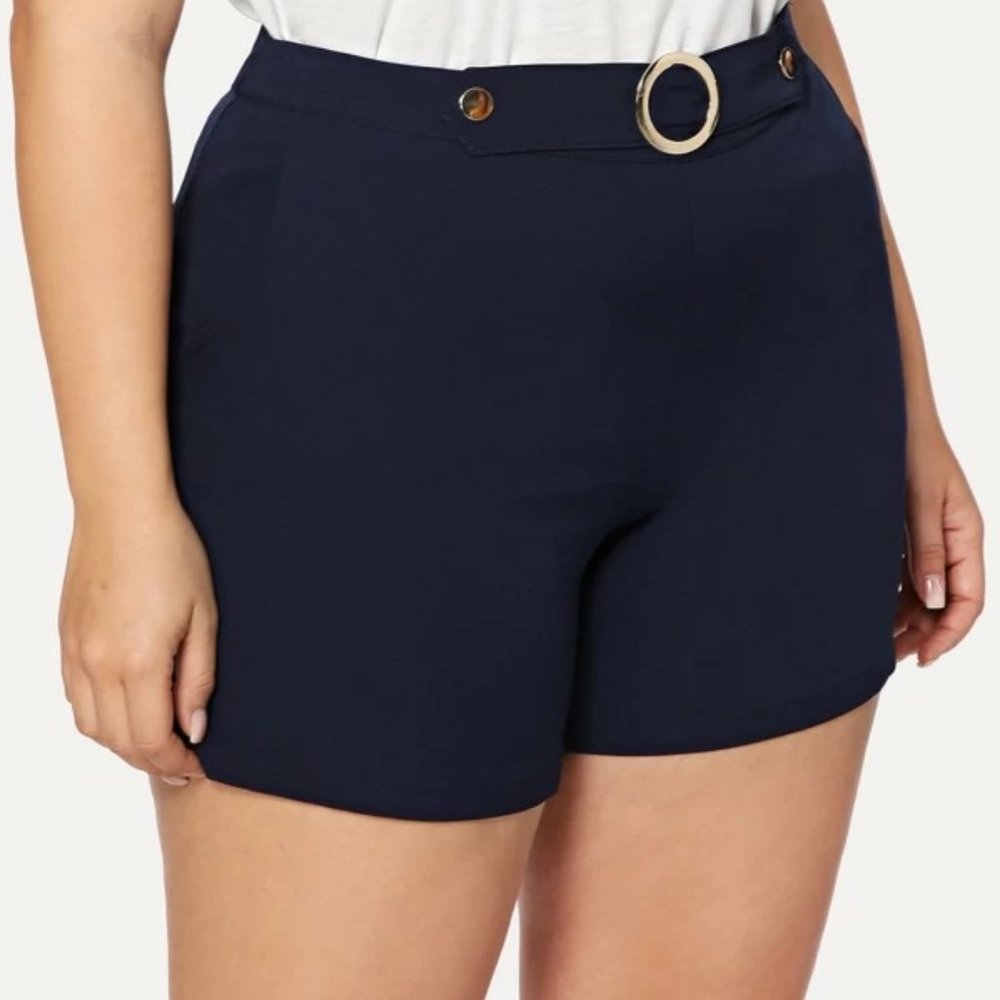 O-Ring Embellished Tailored Shorts